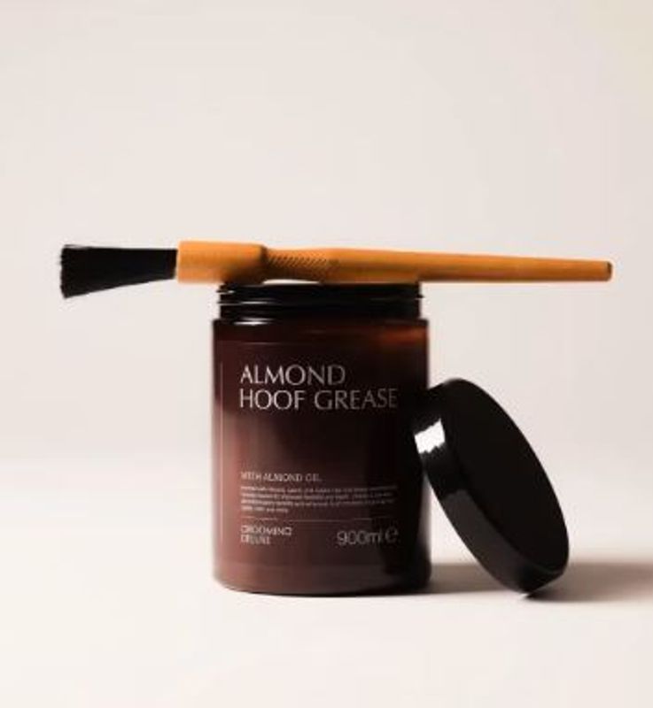Grooming Deluxe, Almond Hoof Grease 900 ml